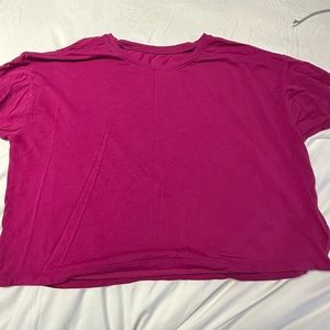 Lululemon cropped tee